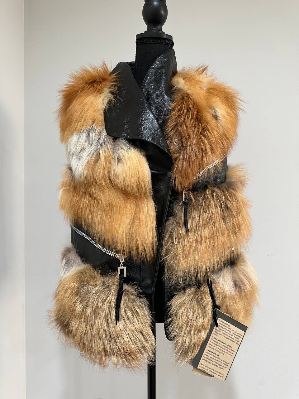 REAL genuine POLAR FOX fur women vest M SIZE LEATHER 1109910 WITHOUT SLEEVES