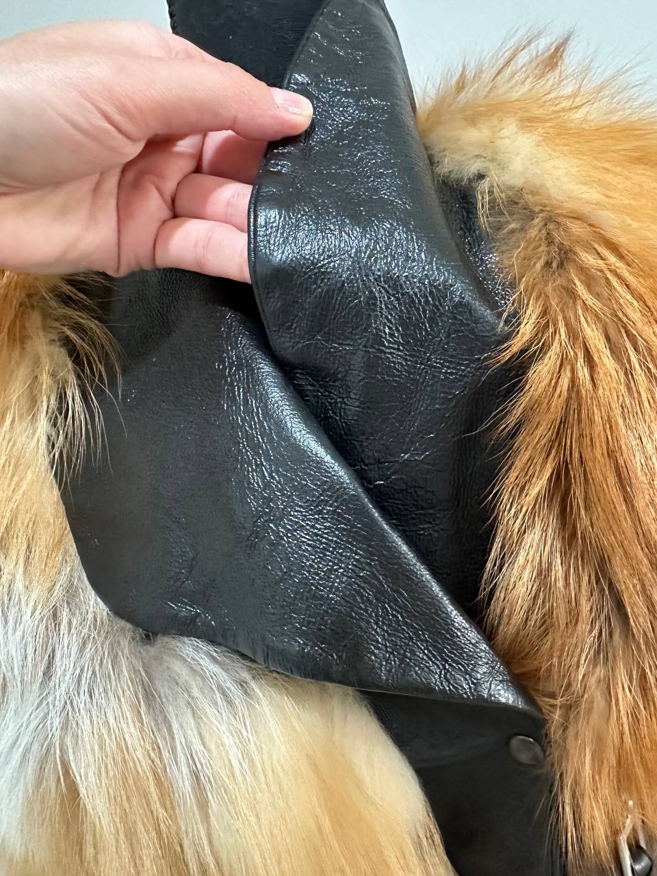 REAL genuine POLAR FOX fur women vest M SIZE LEATHER 1109910 WITHOUT SLEEVES