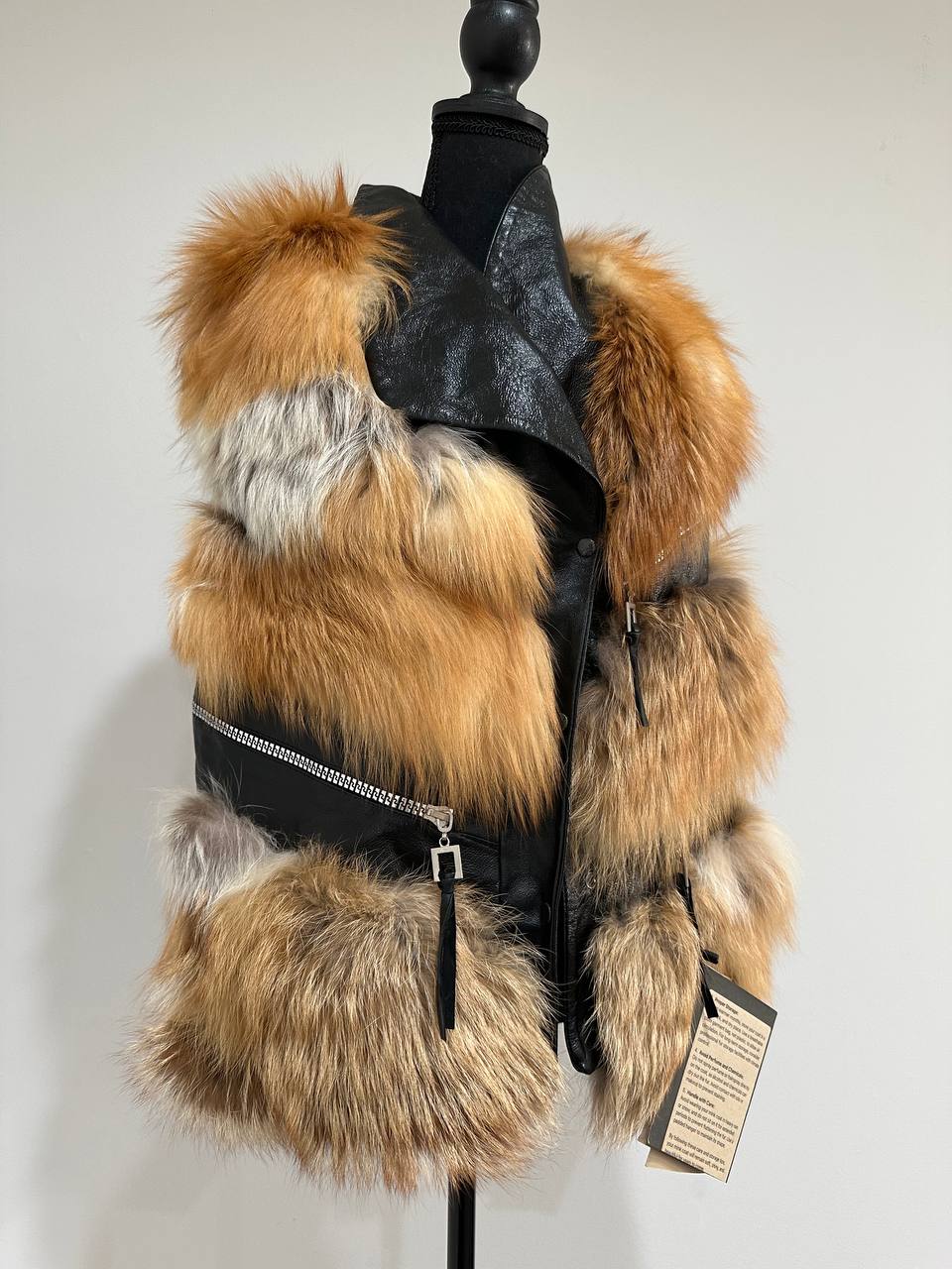 REAL genuine POLAR FOX fur women vest M SIZE LEATHER 1109910 WITHOUT SLEEVES