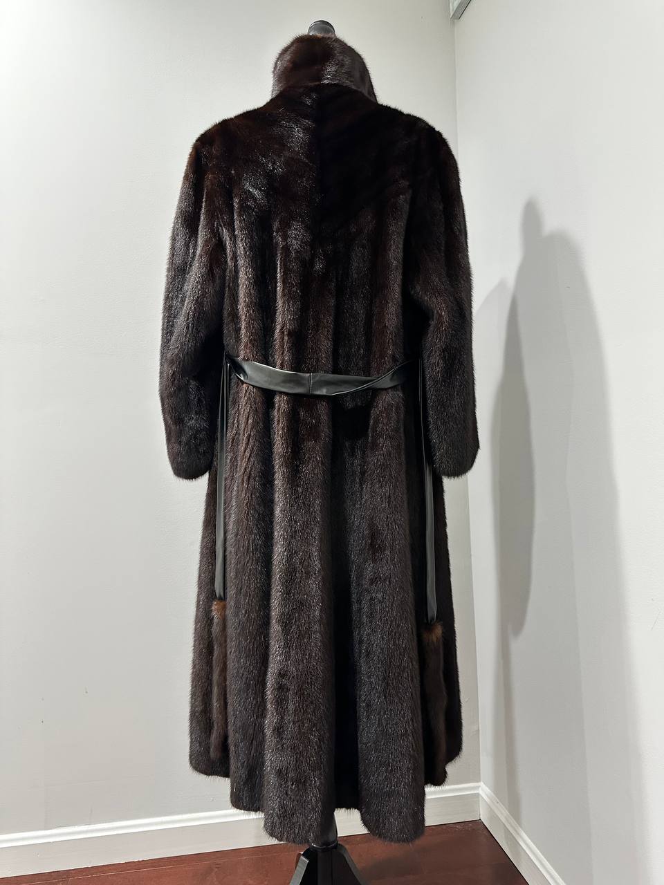women real mink fur coat long with belt dark brown color size XL NEW!!! 1109798