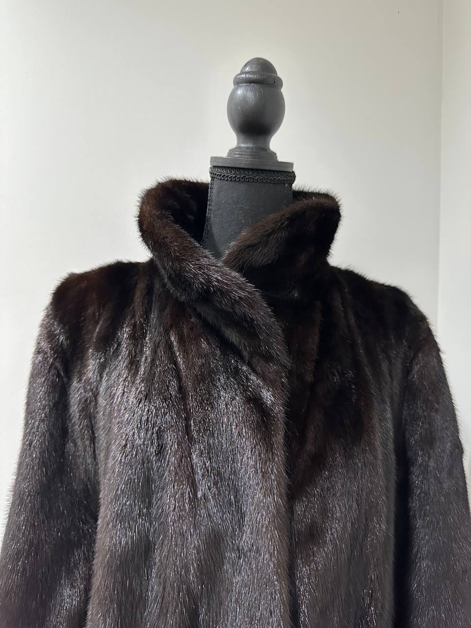 genuine real mink fur coat jacket 1109898 size L new dark brown color