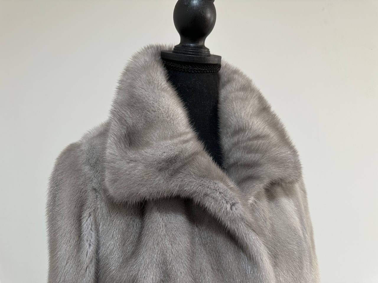WOMEN New MINK FUR SHORT coat JACKET size M REAL FULL SKIN 1201120 GREY