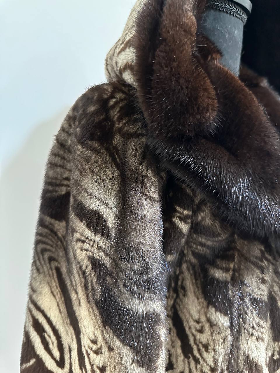 New women Real Natural Luxurious Sheared Mink Fur Coat with Hood 1201087 size M belt