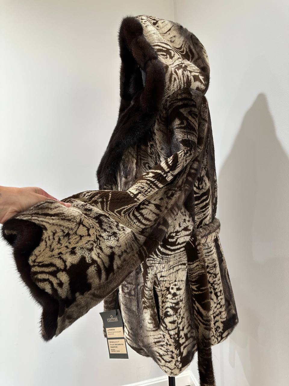 New women Real Natural Luxurious Sheared Mink Fur Coat with Hood 1201087 size M belt