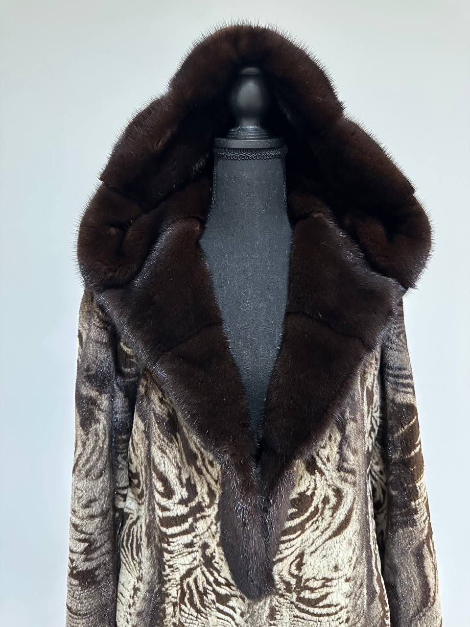 New women Real Natural Luxurious Sheared Mink Fur Coat with Hood 1201087 size M belt