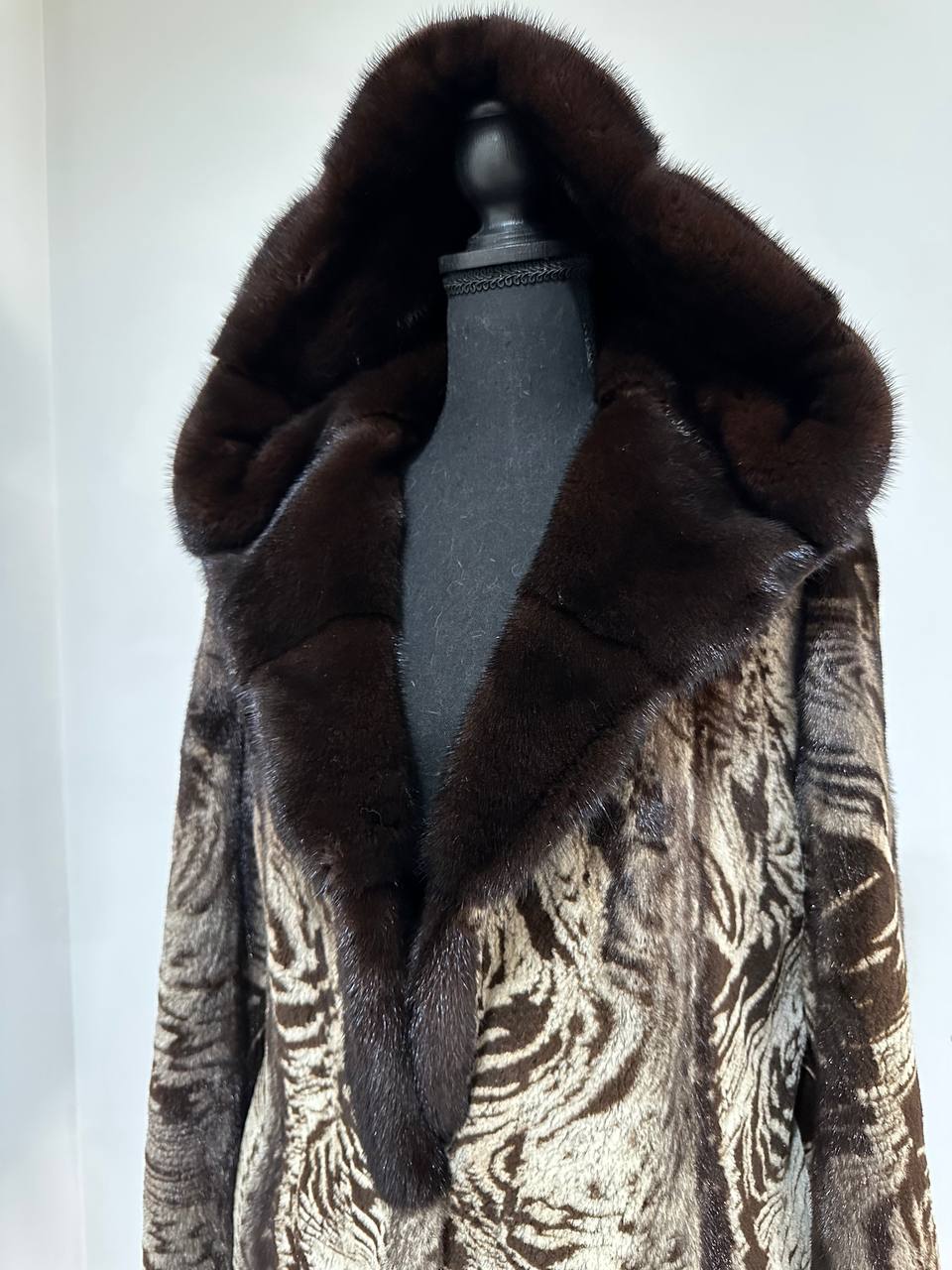 New women Real Natural Luxurious Sheared Mink Fur Coat with Hood 1201087 size M belt