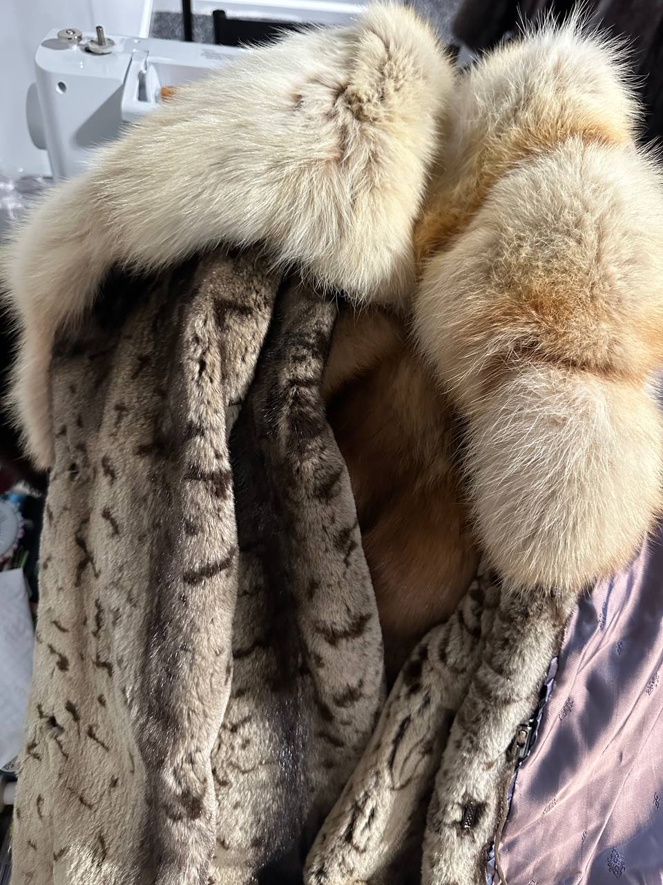 NEW Sheared Mink Jacket – Lynx Print – Red Fox Hooded– FURSTAR 1201138 S size