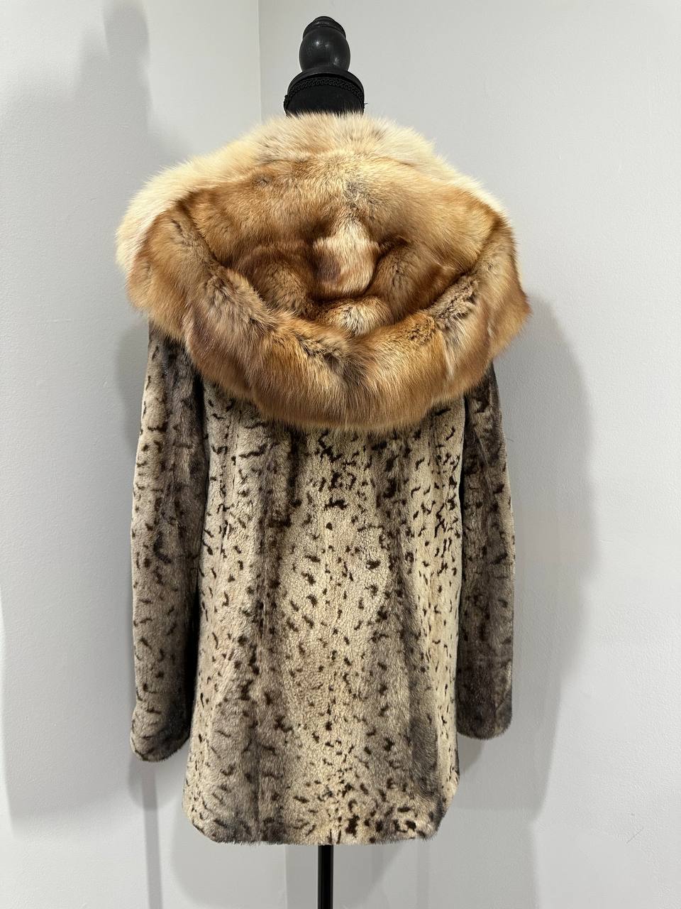 NEW Sheared Mink Jacket – Lynx Print – Red Fox Hooded– FURSTAR 1201138 S size