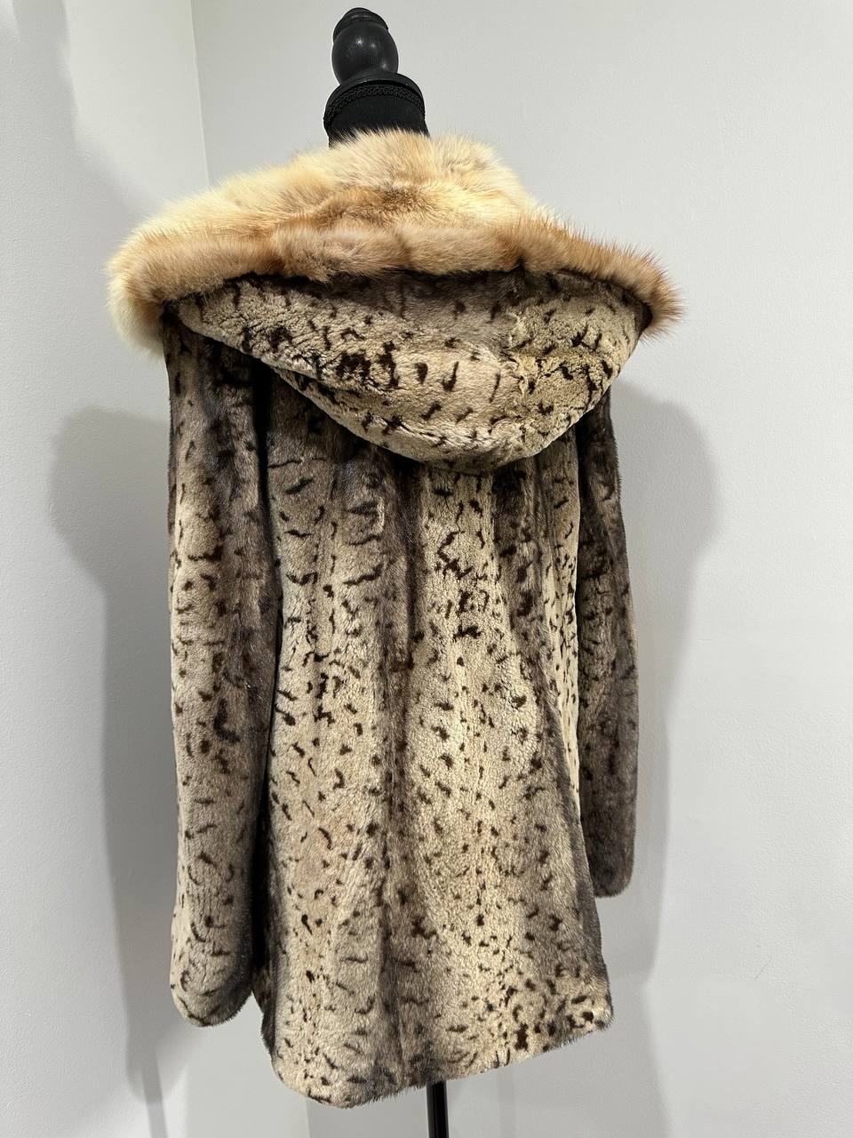 NEW Sheared Mink Jacket – Lynx Print – Red Fox Hooded– FURSTAR 1201138 S size
