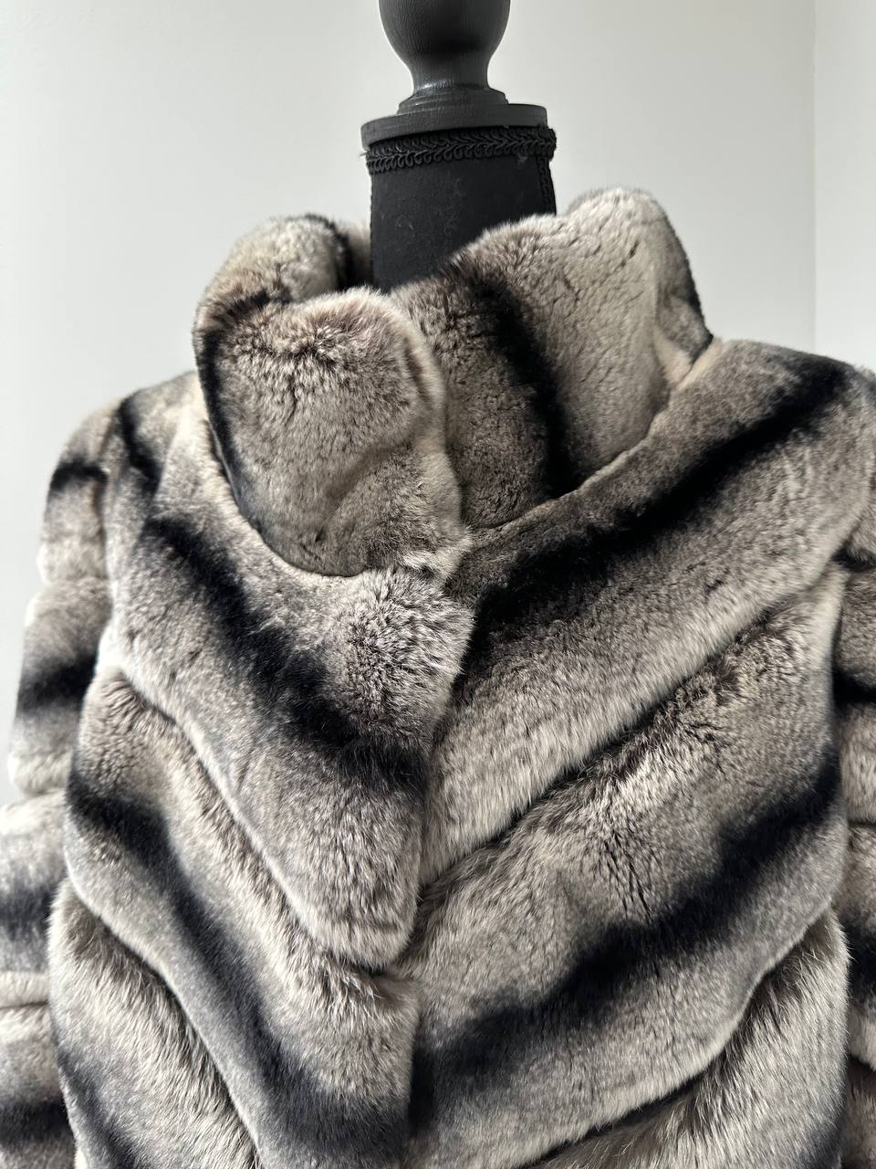 NEW Chinchilla Look Rex Rabbit Fur Jacket – Soft Luxury Coat – Size M 1201139
