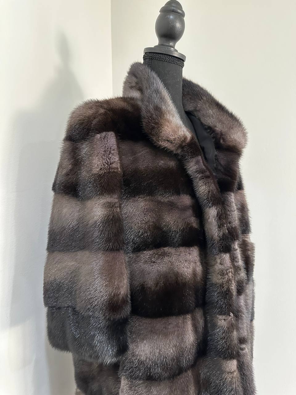 Noir Amethyst Real Genuine Mink Fur Coat with Violet-Black Striped shize L 1201125