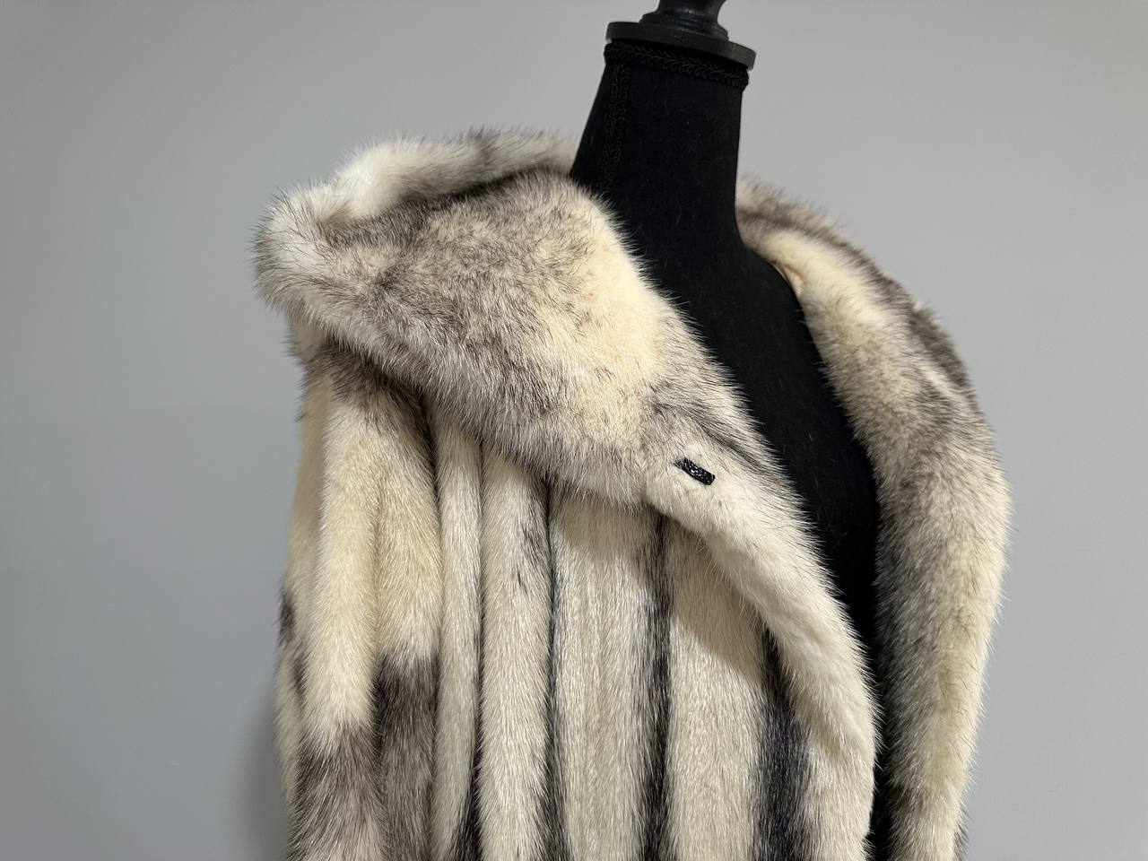 REAL CROSS MINK FUR women coat size L NEW 1201097 GENUINE FURS A STYLE HOODED