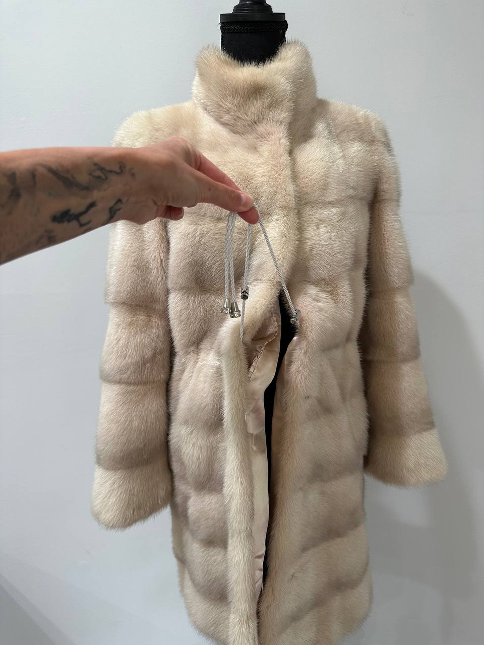 Luxury Natural Real Mink Fur Coat with Detachable Sleeves size S 1201141 Exclusive