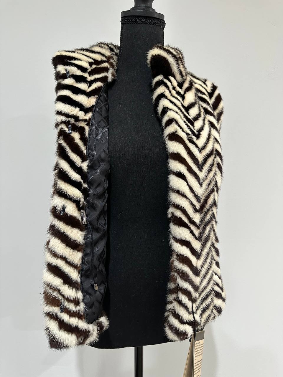 WOMEN MINK REAL FUR VEST zebra print SIZE XS 1201128 without sleeves BRANDED
