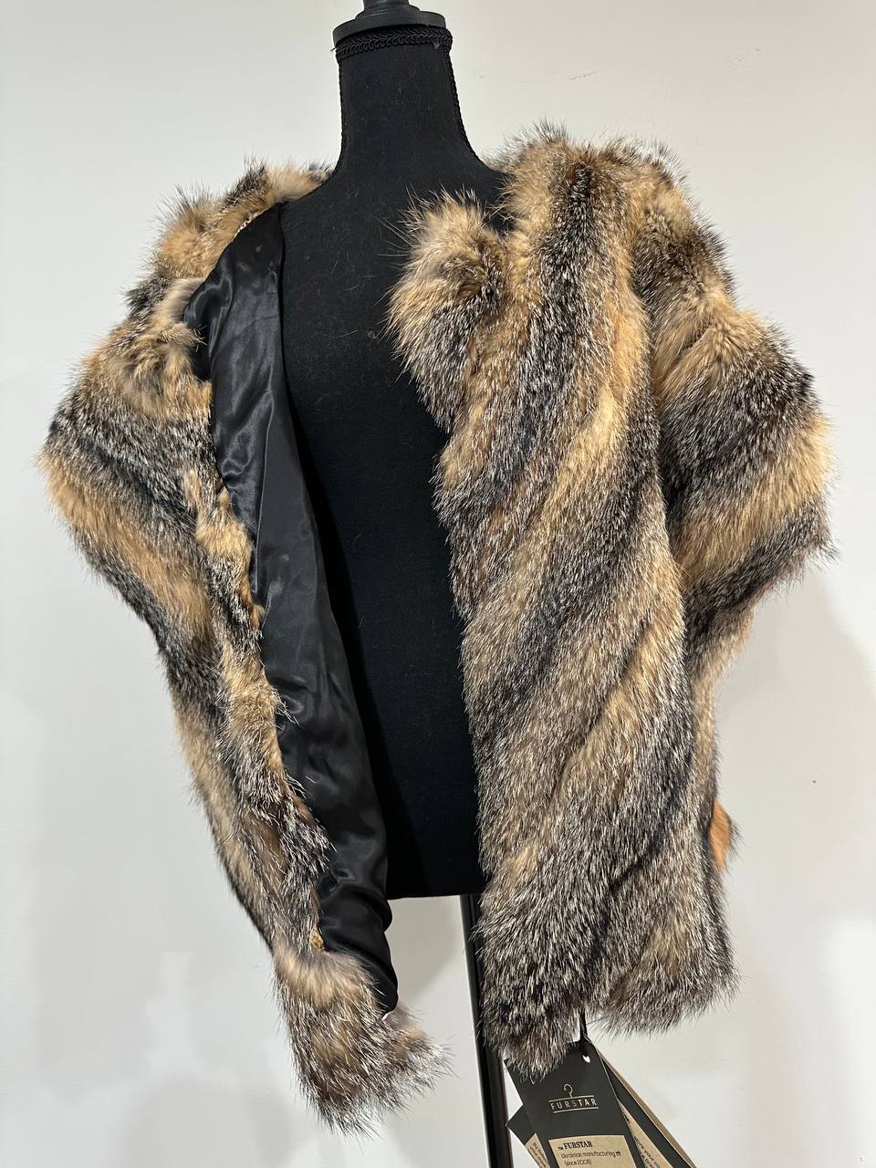 Women's Brand New Real natural coyote Fur VEST waist Coat Sleeves Less 1109979 size L XL