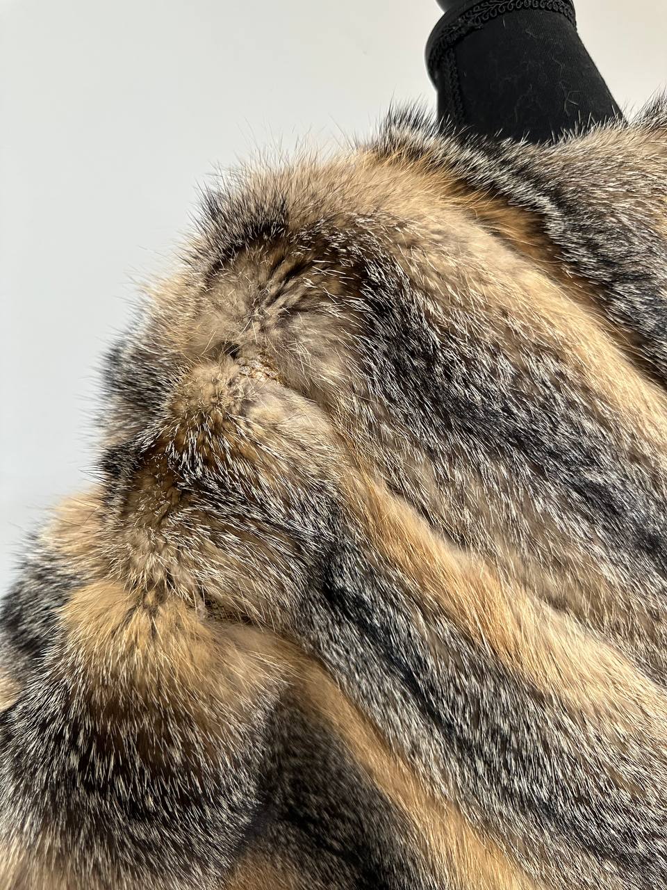Women's Brand New Real natural coyote Fur VEST waist Coat Sleeves Less 1109979 size L XL