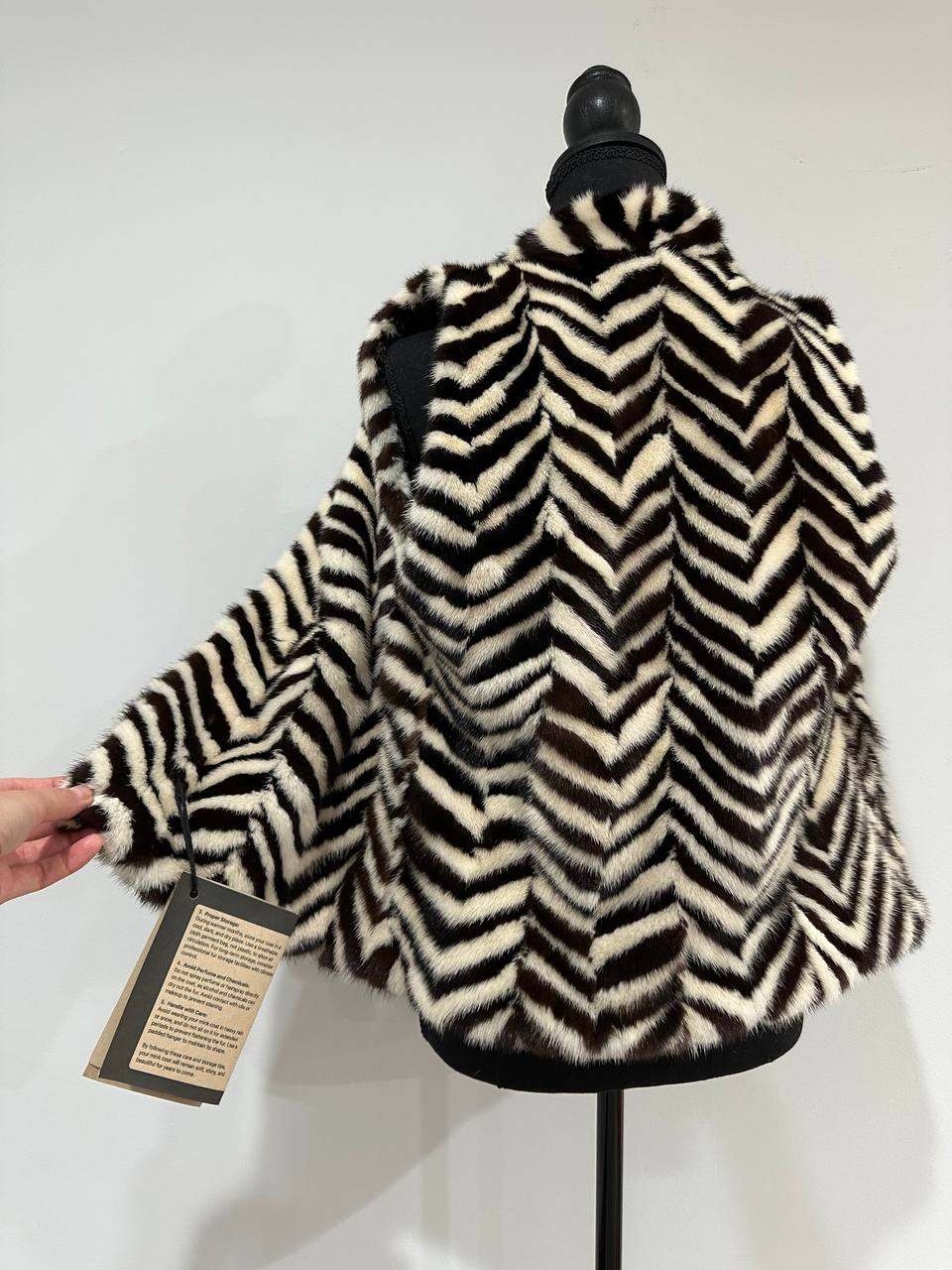 WOMEN MINK REAL FUR VEST zebra print SIZE XS 1201128 without sleeves BRANDED