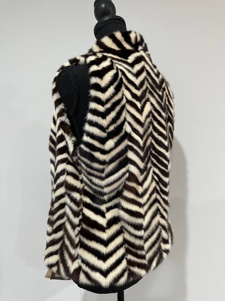 WOMEN MINK REAL FUR VEST zebra print SIZE XS 1201128 without sleeves BRANDED