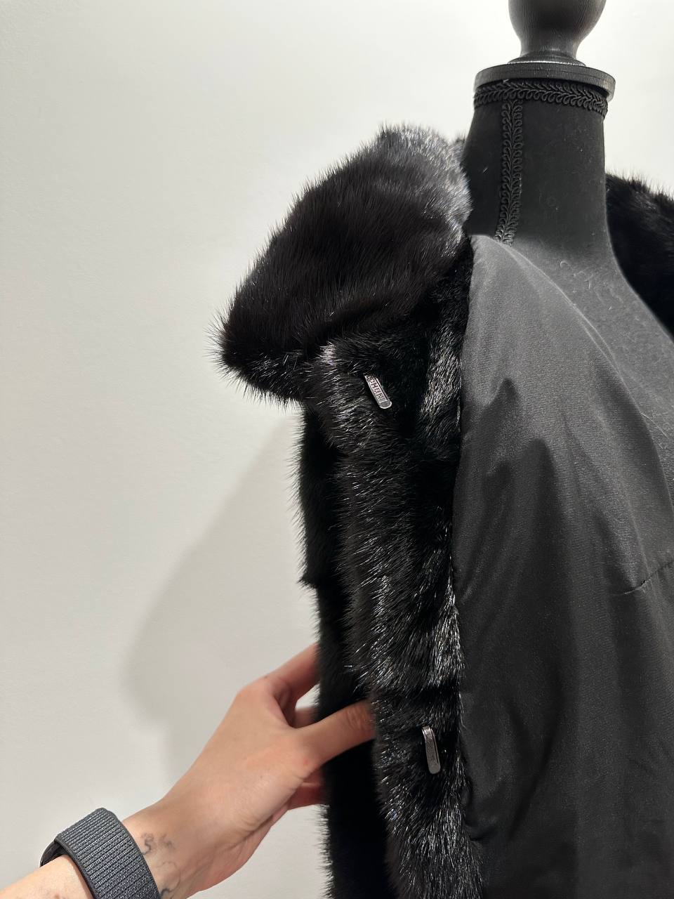 NEW REAL MINK FUR coat size M 1201121 HORIZONTAL long sleeve jacket BLACK