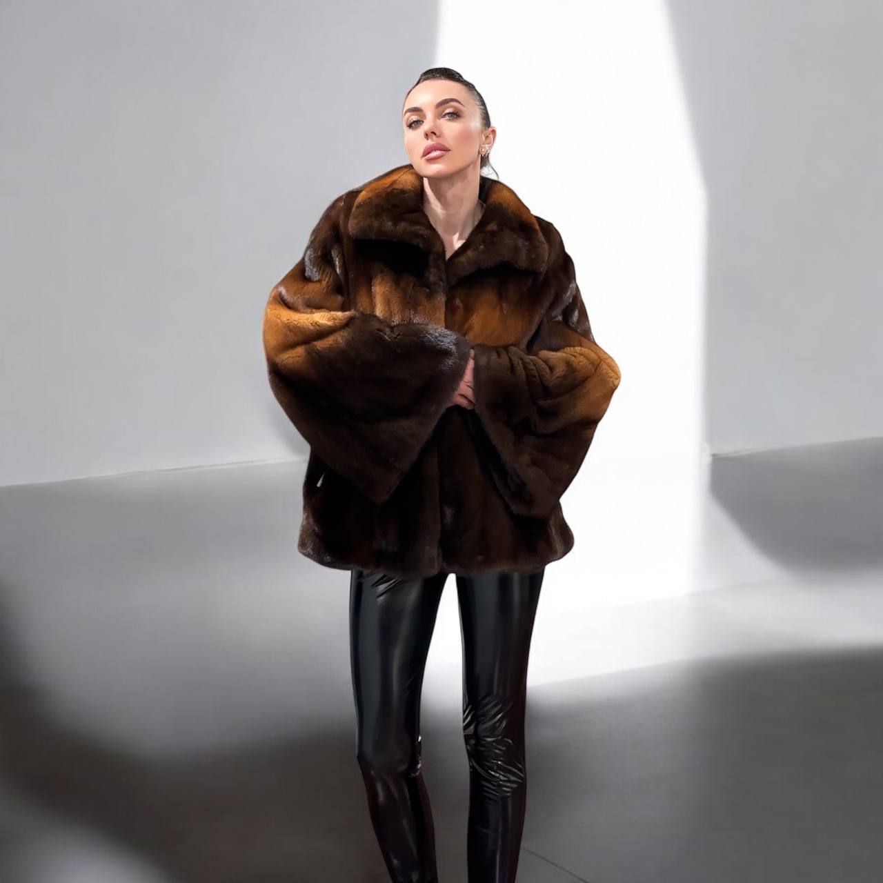 New Real Luxury Mink Fur Coat with Dramatic Flared “Butterfly” Sleeves size L 1201122