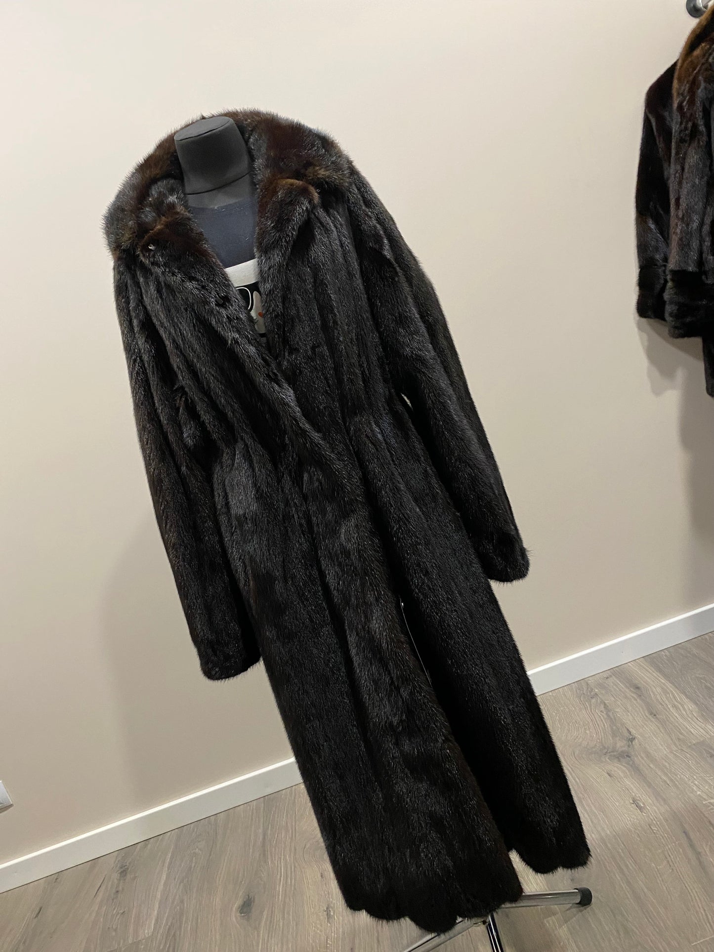 genuine real mink fur coat jacket 1109815 size L new dark brown color
