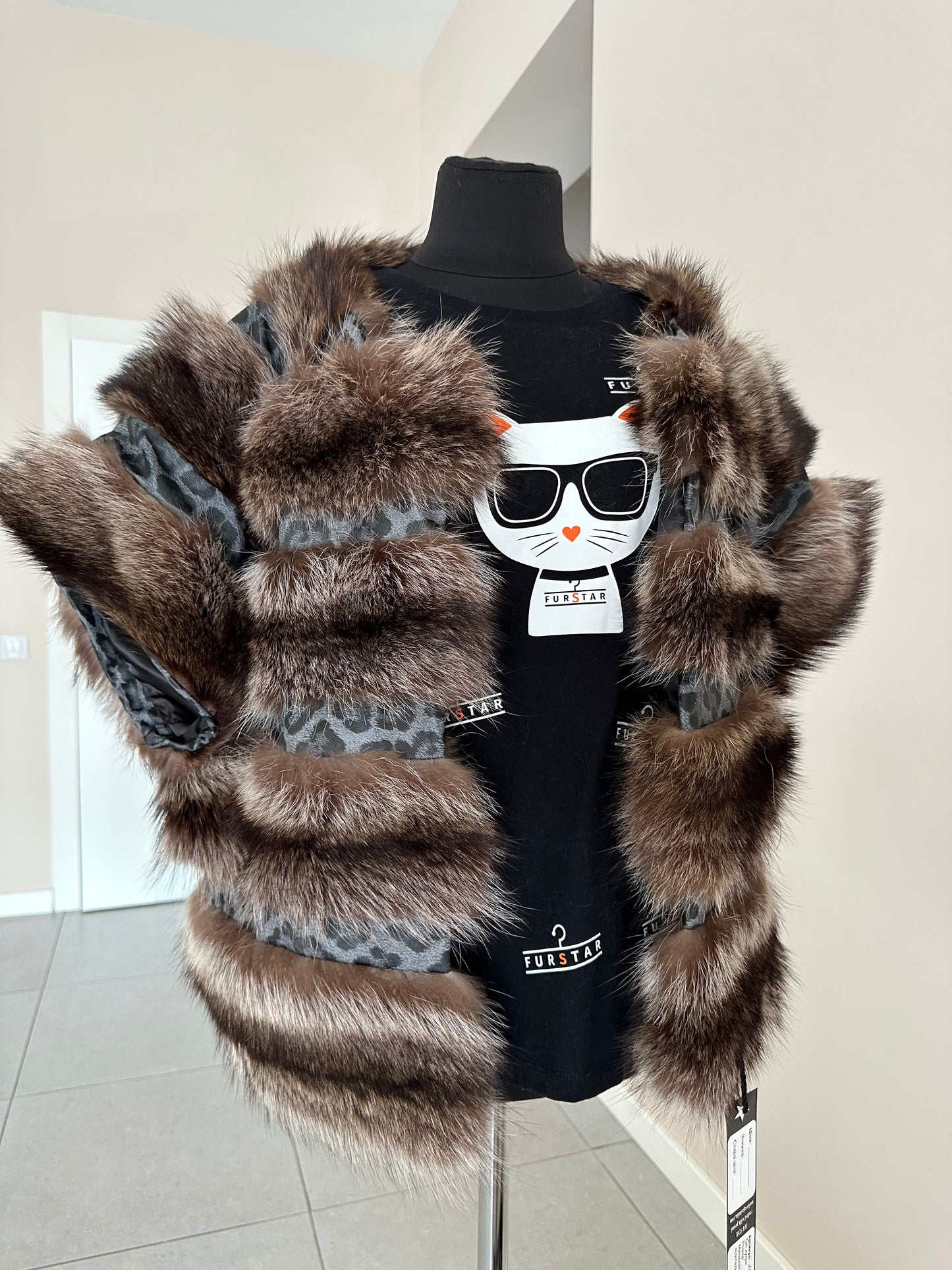 Women's Brand New Real natural raccoon fur VEST waist Coat Sleeves Less 1109985