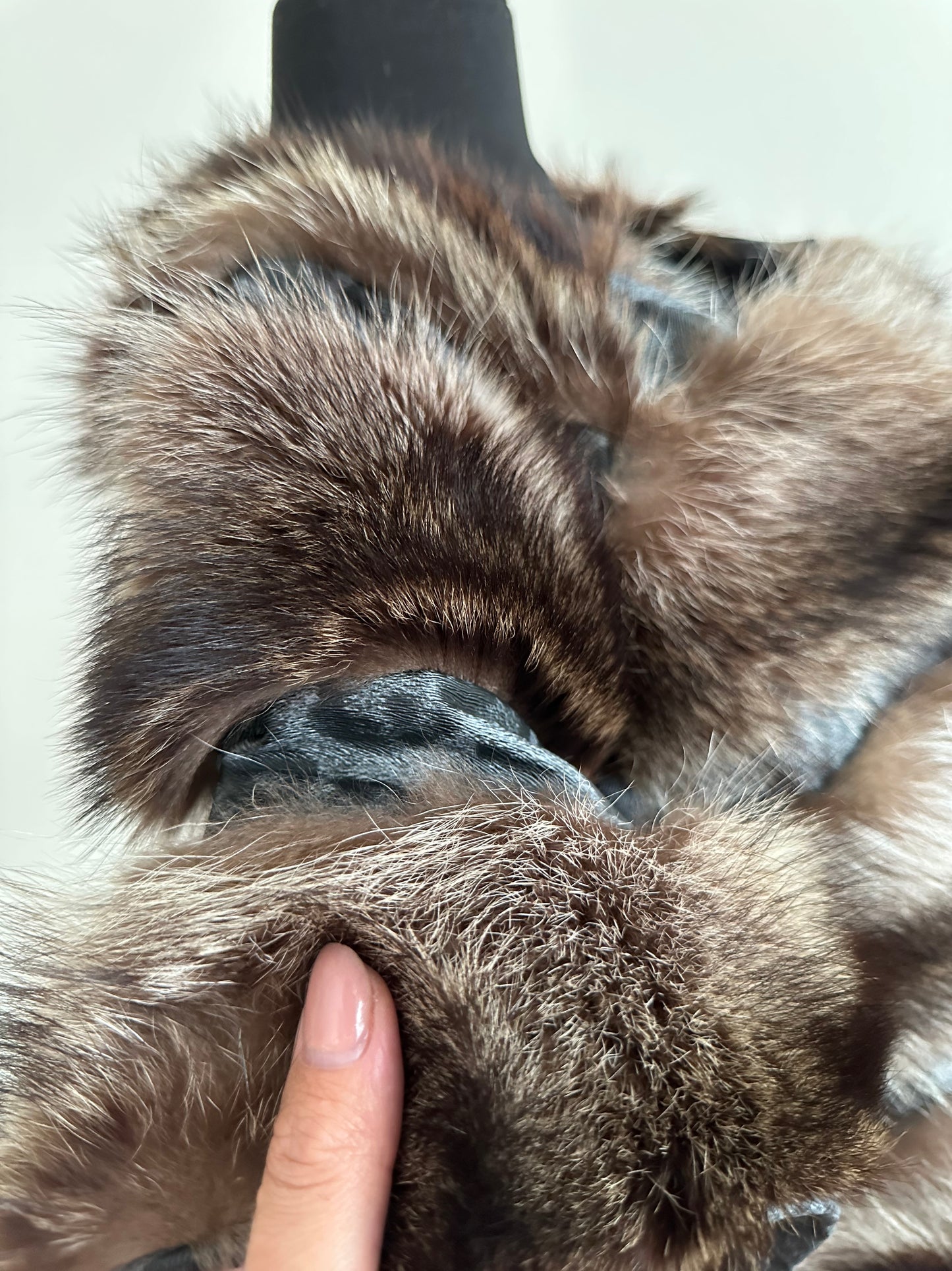 Women's Brand New Real natural raccoon fur VEST waist Coat Sleeves Less 1109985