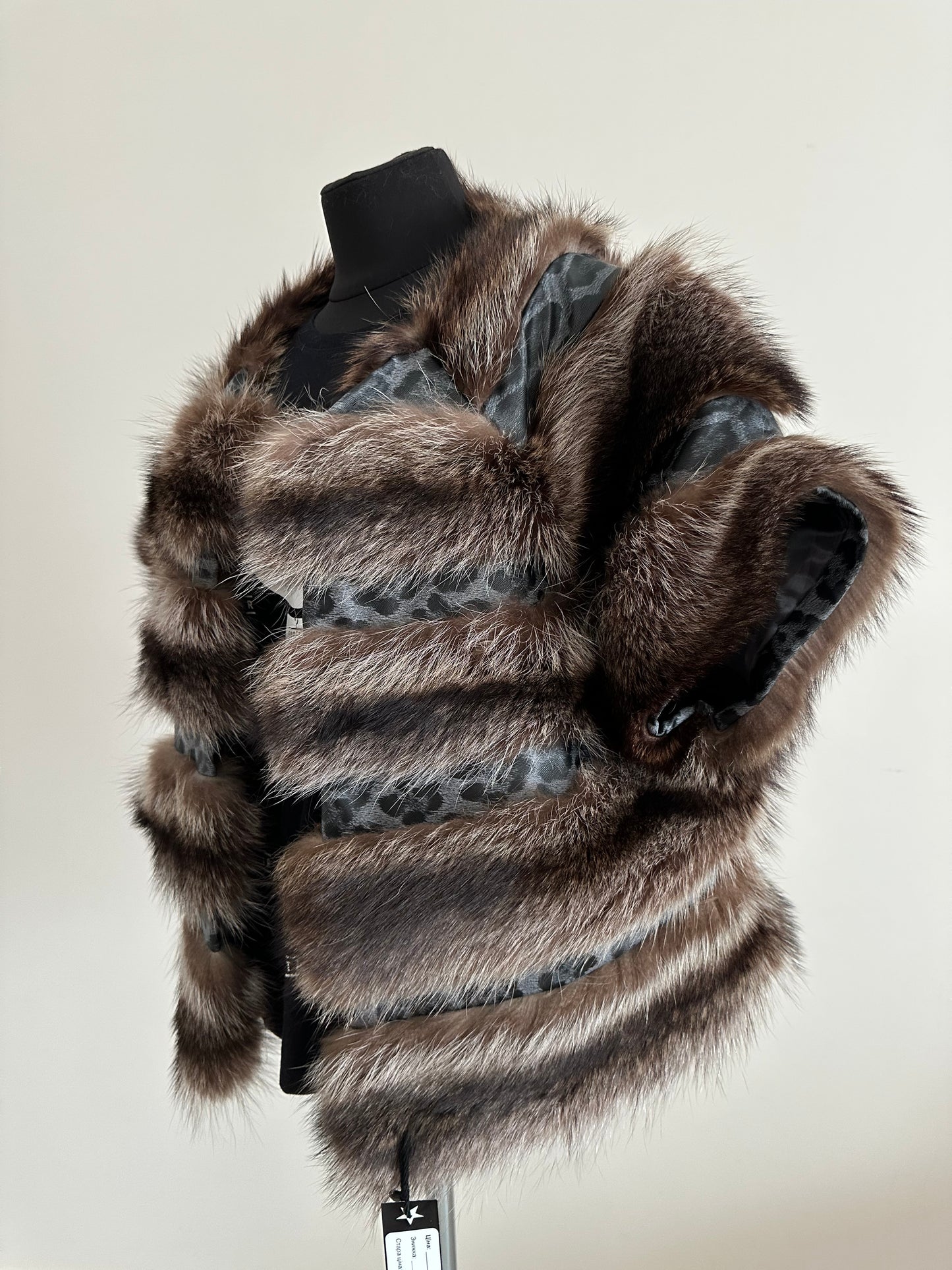 Women's Brand New Real natural raccoon fur VEST waist Coat Sleeves Less 1109985