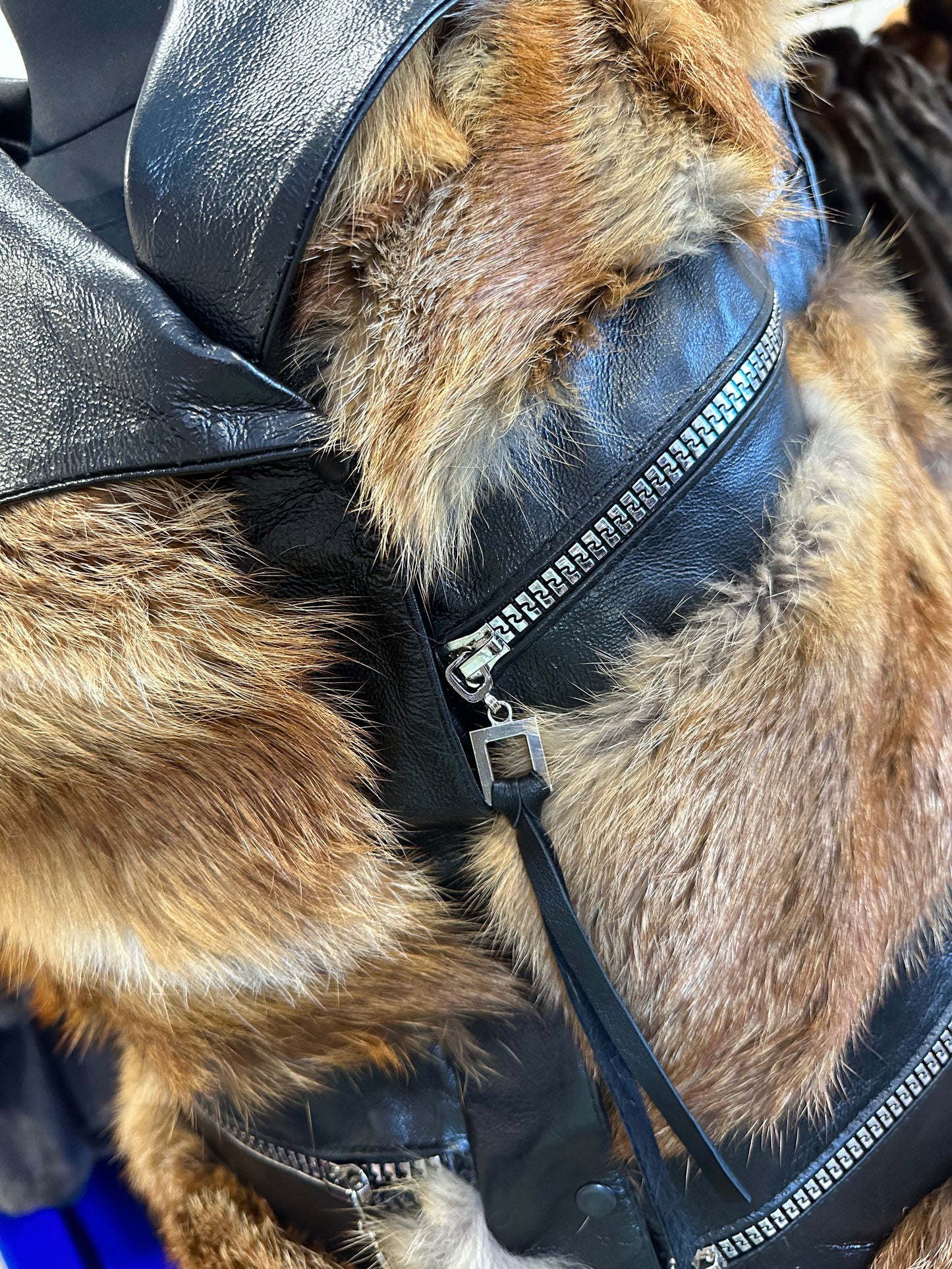 REAL genuine FOX fur women vest L SIZE LEATHER 1109903 WITHOUT SLEEVES