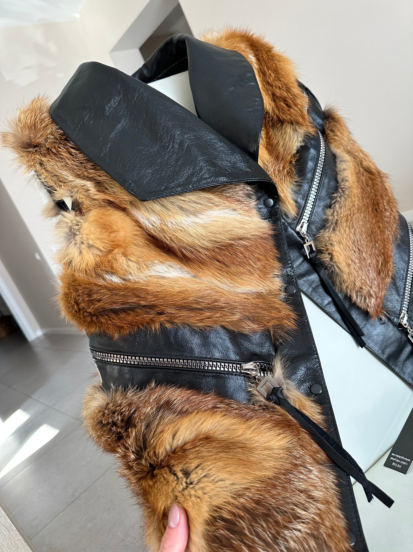 REAL genuine FOX fur women vest L SIZE LEATHER 1109903 WITHOUT SLEEVES