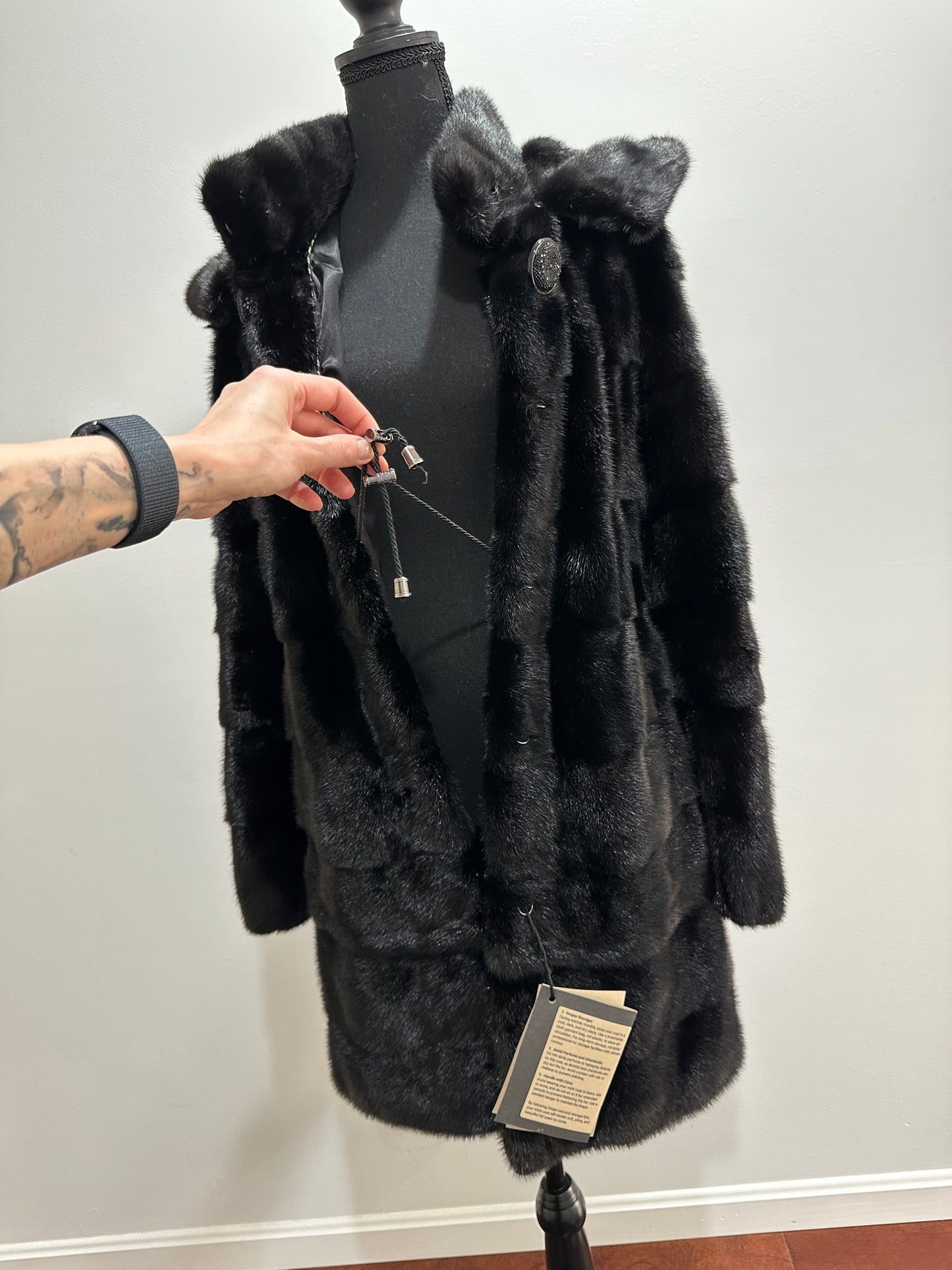NEW REAL MINK FUR coat size S SMALL 1201081 HORIZONTAL long sleeve jacket BLACK