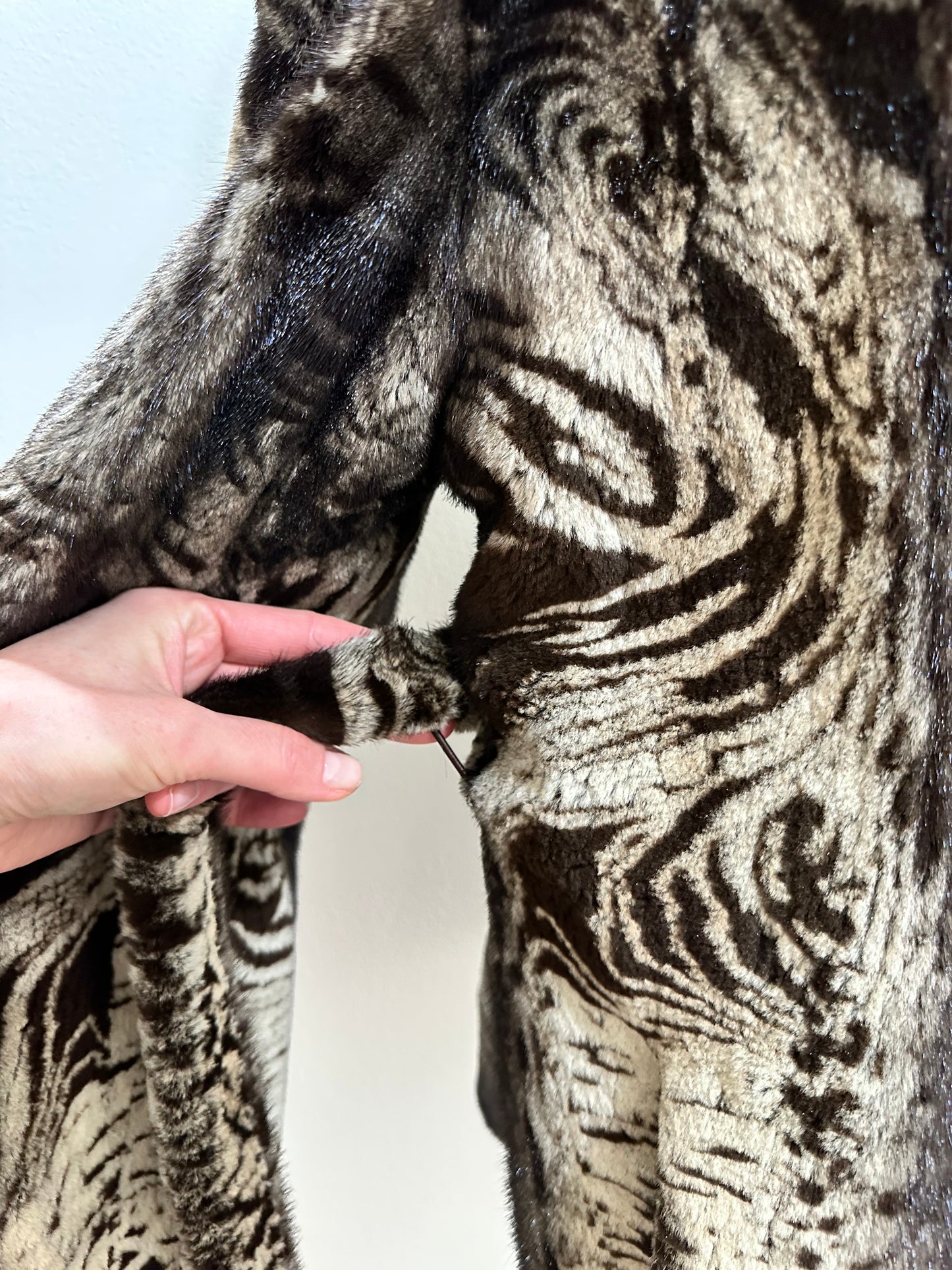 New women Real Natural Luxurious Sheared Mink Fur Coat with Hood 1201087 size M belt