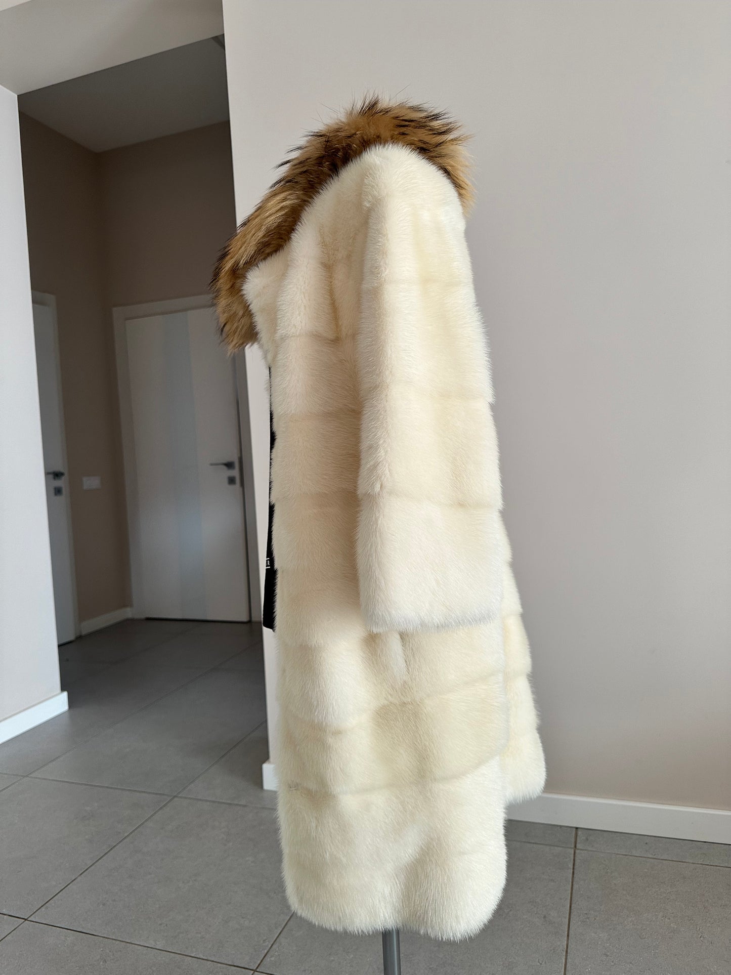 New Mink coat JACKET size XS REAL WHITE FULL SKIN lynx collar 1201005 HORIZONTAL