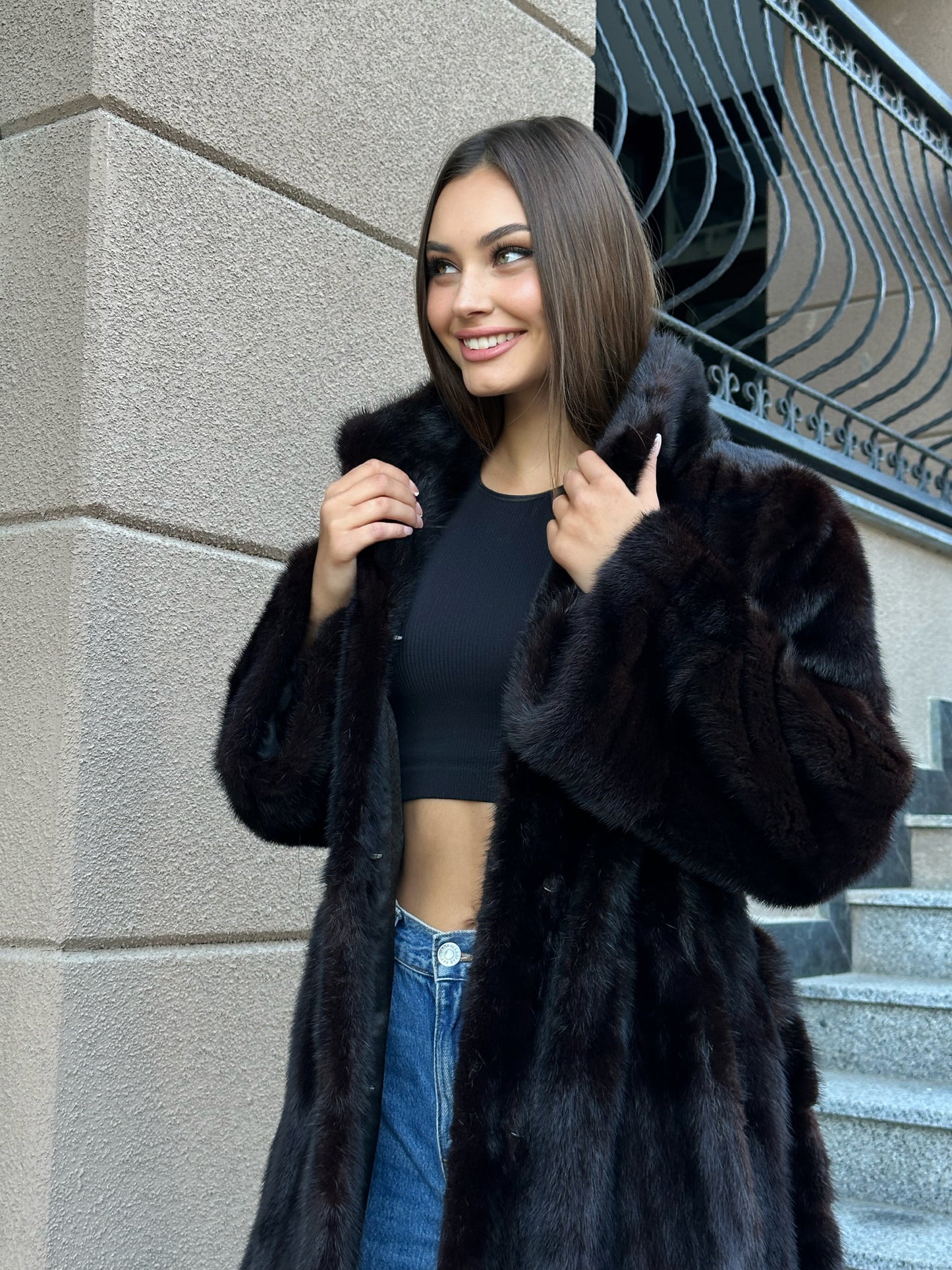 women real mink fur coat with belt dark brown BLACK color size M NEW!!! 1109793