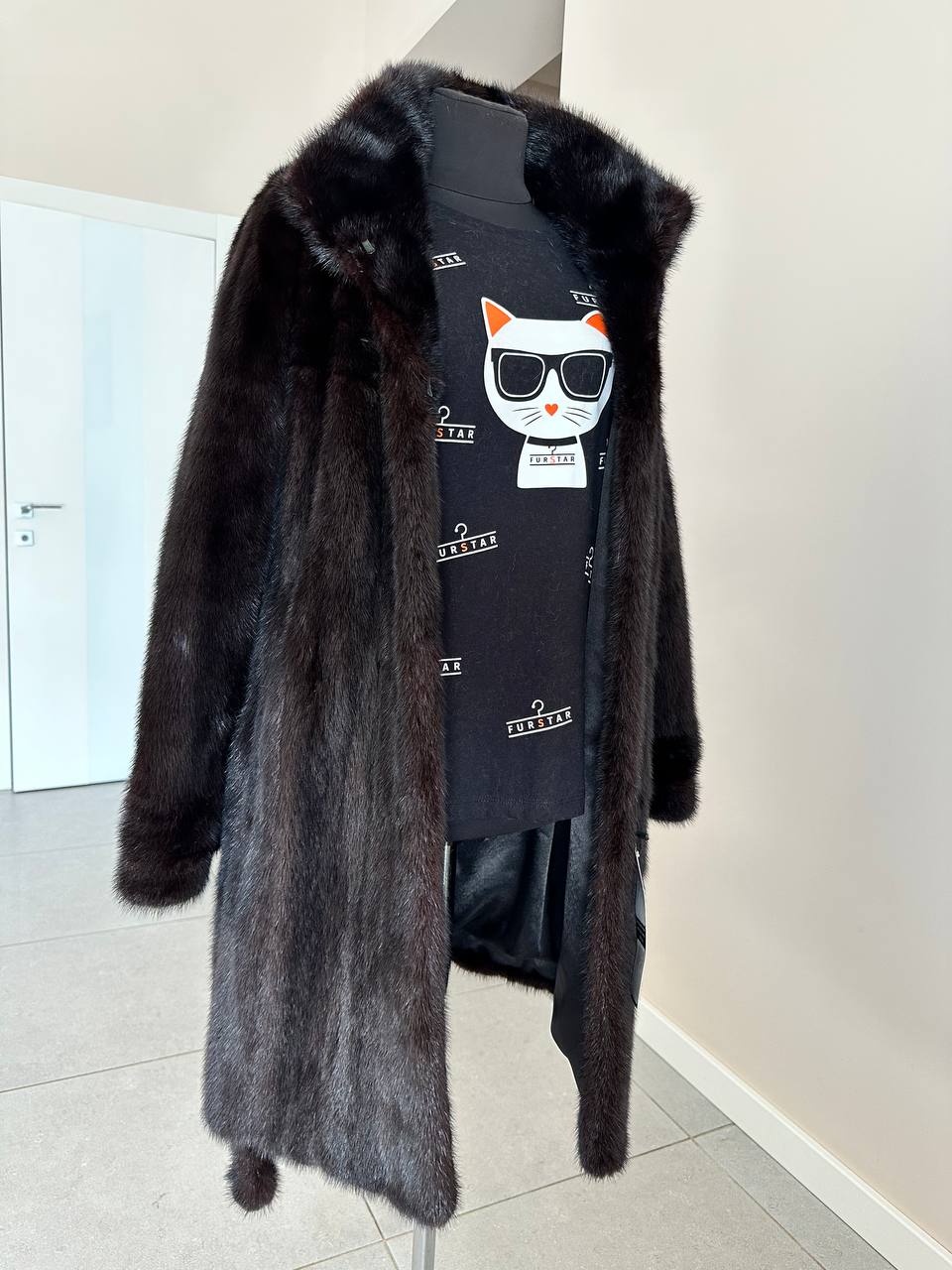 women real mink fur coat with belt dark brown BLACK color size M NEW!!! 1109793