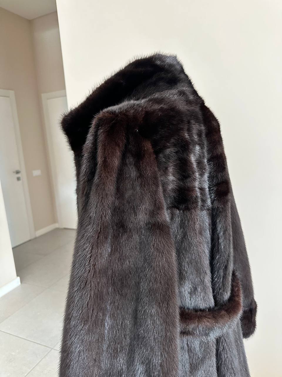 women real mink fur coat with belt dark brown BLACK color size M NEW!!! 1109793