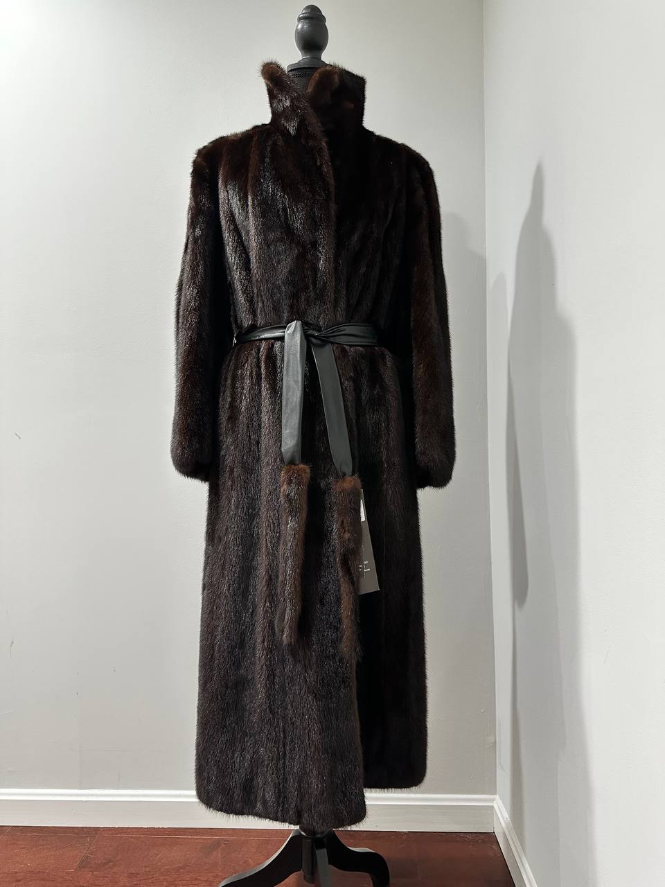 women real mink fur coat long with belt dark brown color size XL NEW!!! 1109798