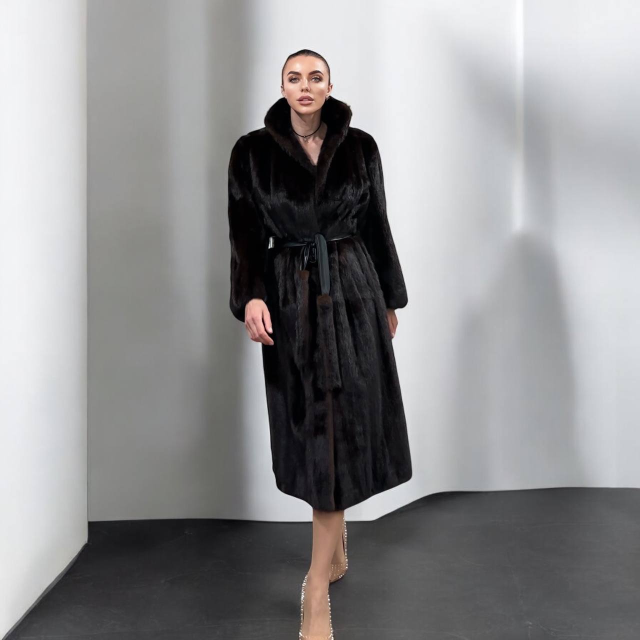 women real mink fur coat long with belt dark brown color size XL NEW!!! 1109798