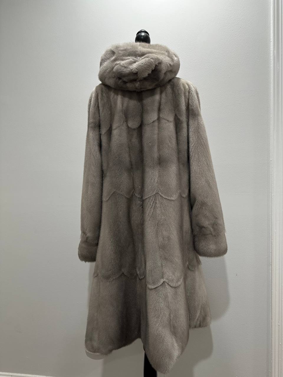 New Real Luxury Natural Mink Fur Coat with Hood Bell Silhouette Moon size M 1201131