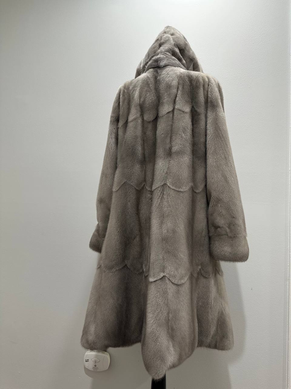 New Real Luxury Natural Mink Fur Coat with Hood Bell Silhouette Moon size M 1201131