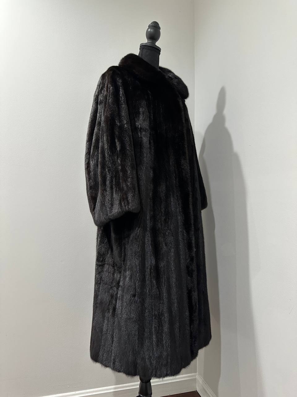 New 100% genuine real Mink Fur coat full length 1109831 size XL BLACK color