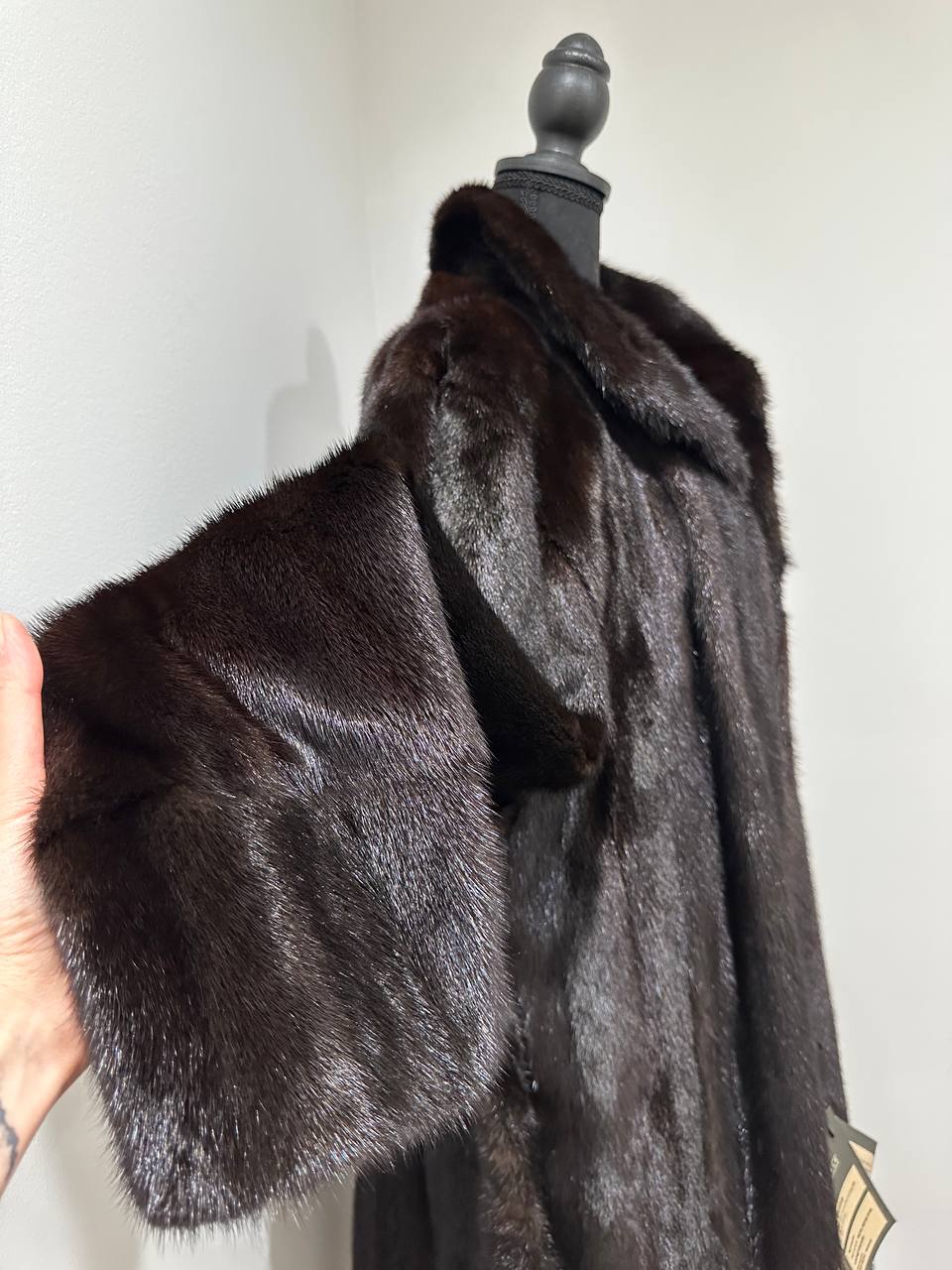 genuine real mink fur coat jacket 1109898 size L new dark brown color