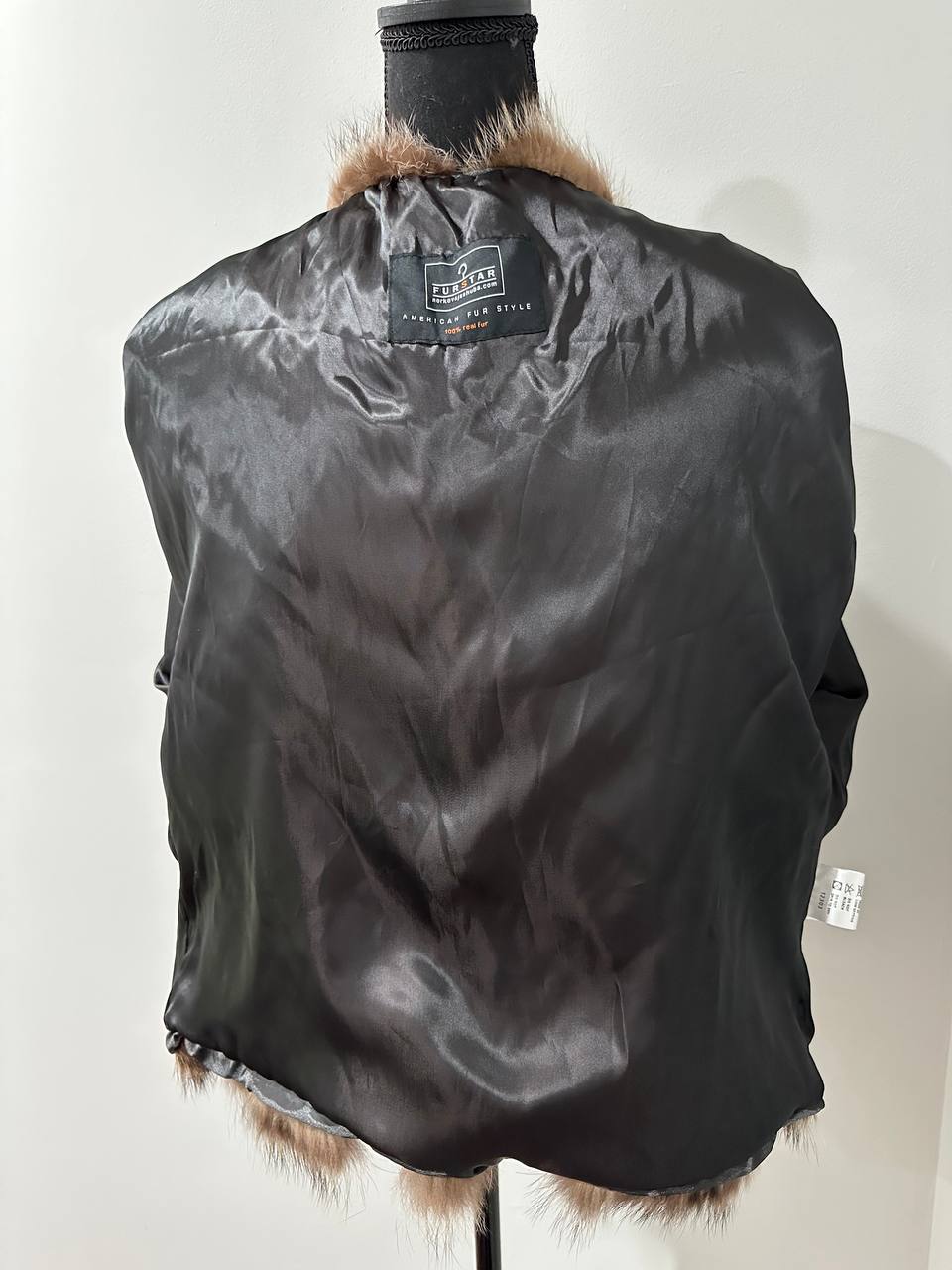 Women's Brand New Real natural raccoon fur VEST size L large 1109987