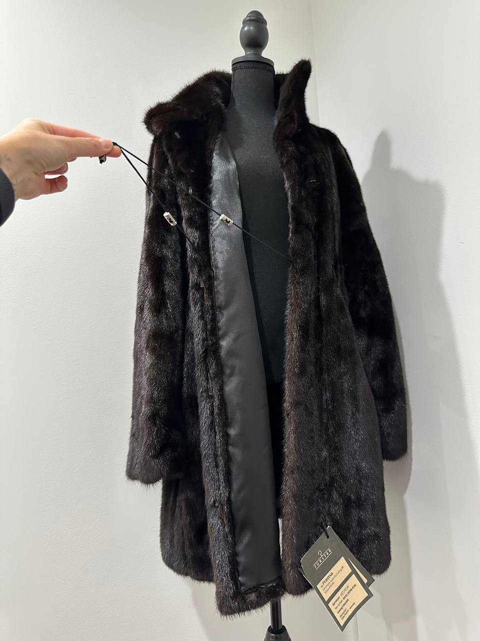 women real mink fur coat with belt dark brown color size L NEW!!! 1109927