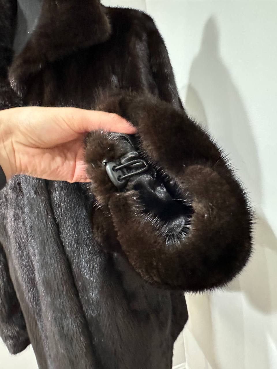 women real mink fur coat with belt dark brown color size L NEW!!! 1109927