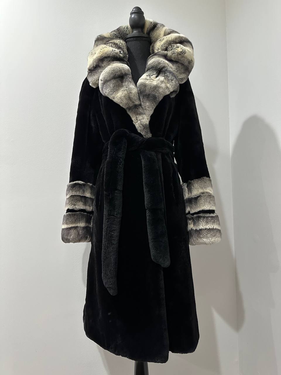 NEW Rex Rabbit Fur Collar Jacket – 1201137 Chinchilla REX size M with Golden Gradient