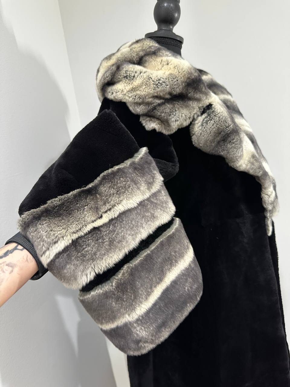 NEW Rex Rabbit Fur Collar Jacket – 1201137 Chinchilla REX size M with Golden Gradient