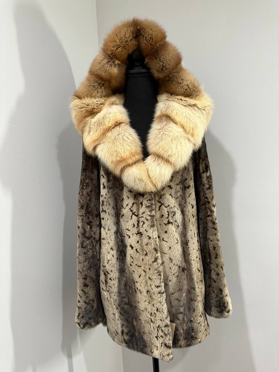 NEW Sheared Mink Jacket – Lynx Print – Red Fox Hooded– FURSTAR 1201138 S size