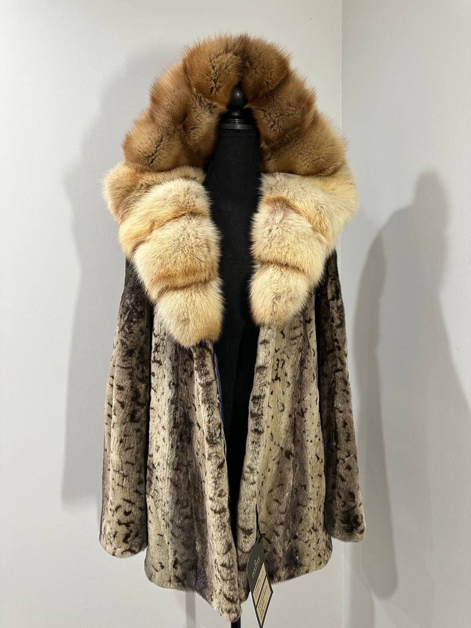 NEW Sheared Mink Jacket – Lynx Print – Red Fox Hooded– FURSTAR 1201138 S size