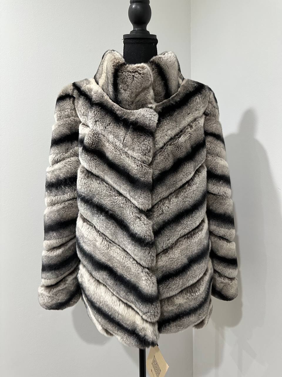NEW Chinchilla Look Rex Rabbit Fur Jacket – Soft Luxury Coat – Size M 1201139